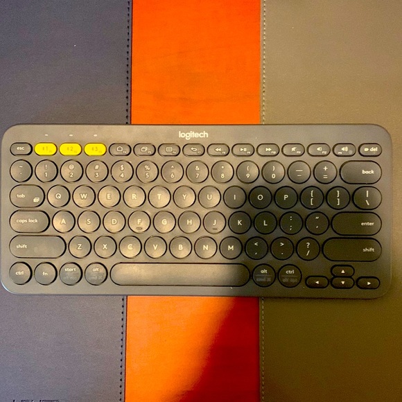 logitech wireless keyboard - Picture 1 of 2
